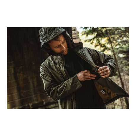 Highlander - Stow & Go Vandtæt Herre Regnjakke // Ranger Green fra Highlander - billede nr. 2 hos GrejFreak.dk