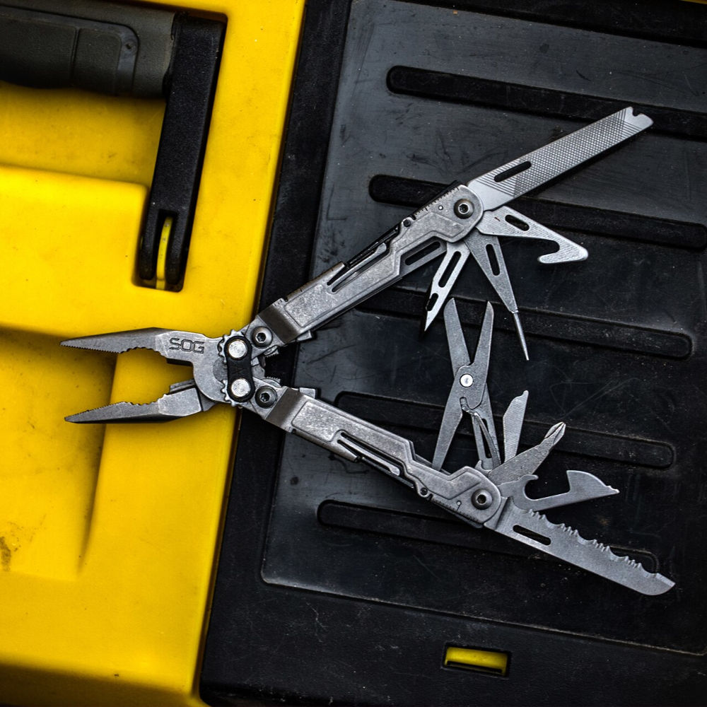 SOG Knives - PowerPint Multi-Tool // Stål fra SOG knives - billede nr. 12 hos GrejFreak.dk