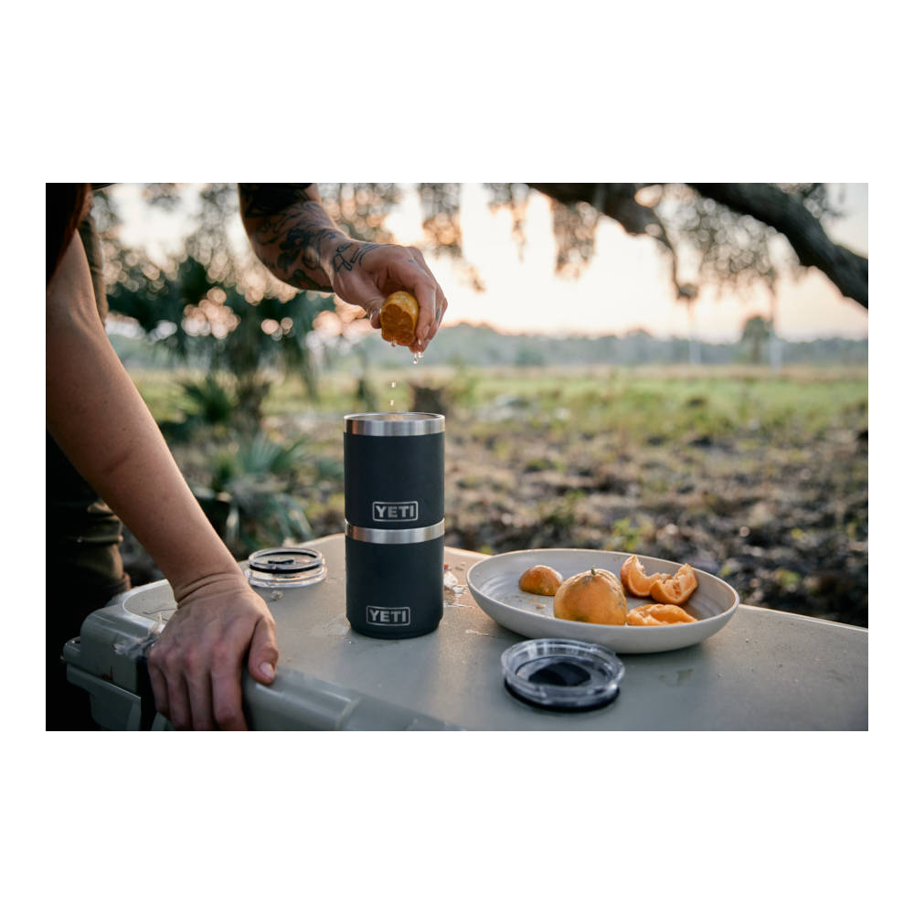 YETI - Rambler Lowball Kop 2.0 296ml // Navy fra YETI - billede nr. 9 hos GrejFreak.dk