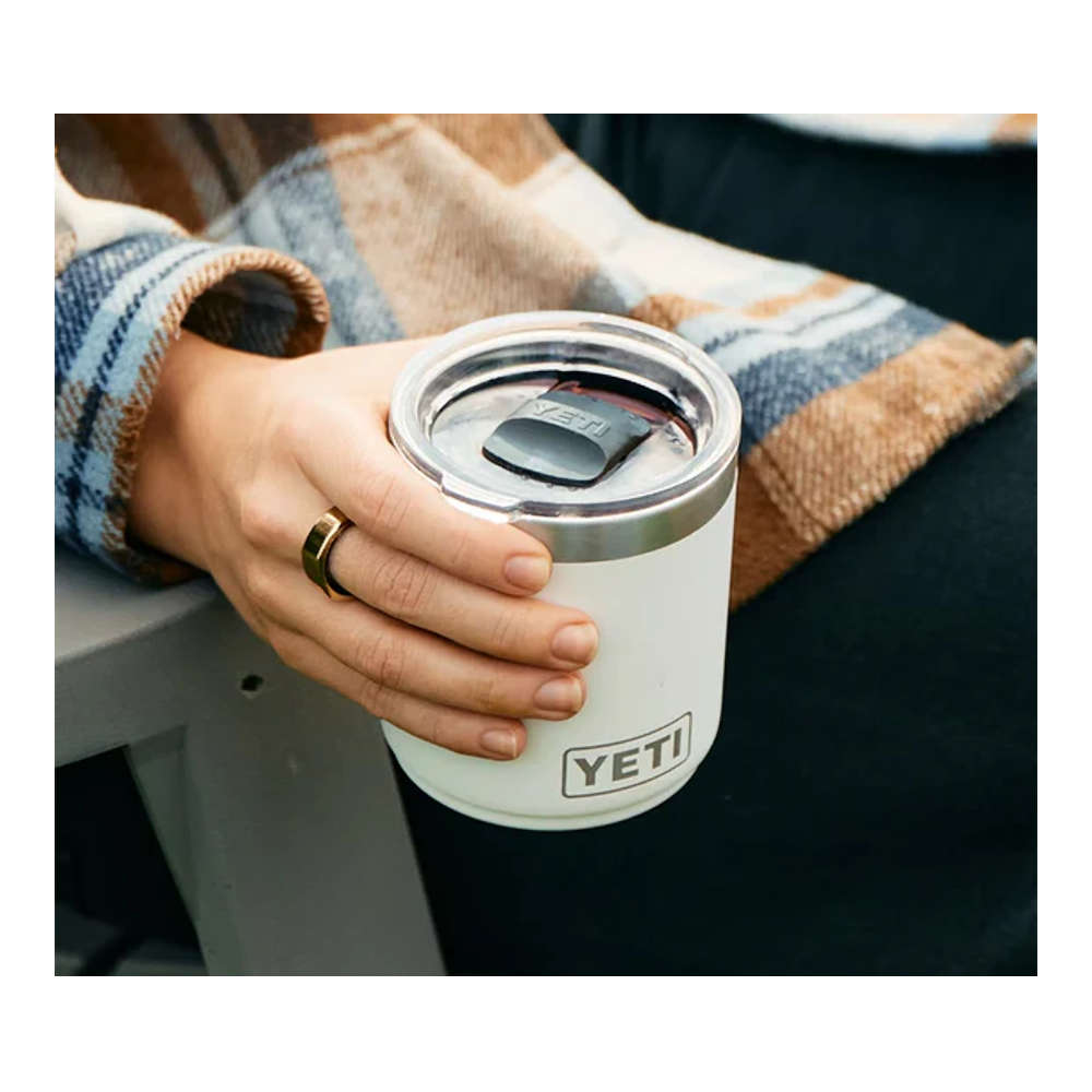 YETI - Rambler Lowball Kop 2.0 296ml // Rød fra YETI - billede nr. 2 hos GrejFreak.dk