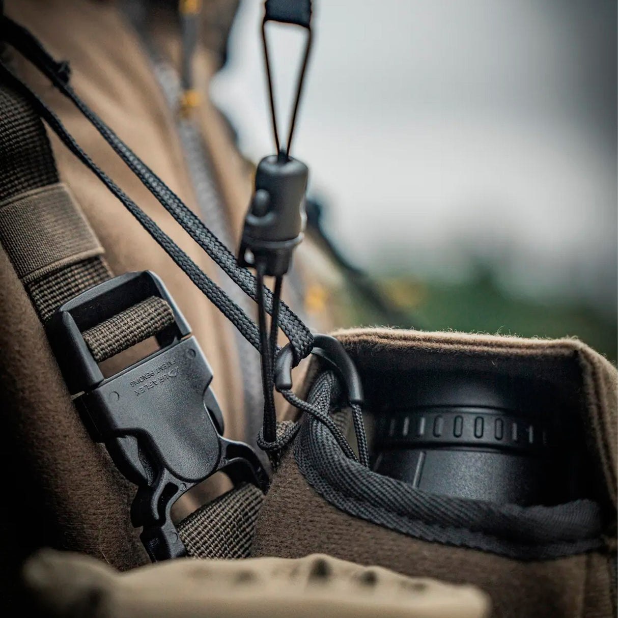 Härkila - Thermal Spotter Pouch // Dunkles Weidengrün-Fernglastaschen & Binostraps-Härkila-GearFreak.de-3