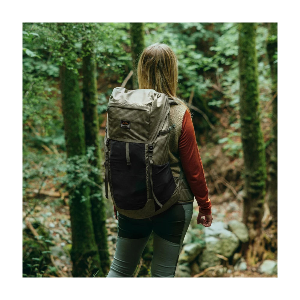 Lundhags - Fulu Core Wanderrucksack 35L // Grau