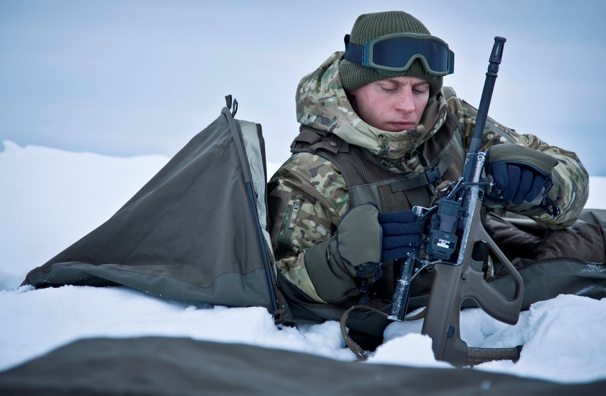 Carinthia - G-Loft ECIG 4.0 Jacke // Schwarz