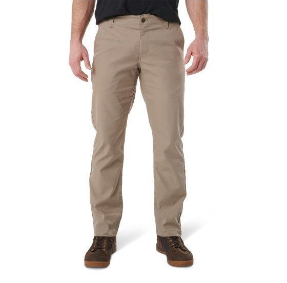 5.11 - Edge Chino Bukser - W28/L36 // Stone (070)-Outdoor-Hose - Herren-5.11-GearFreak.de-1