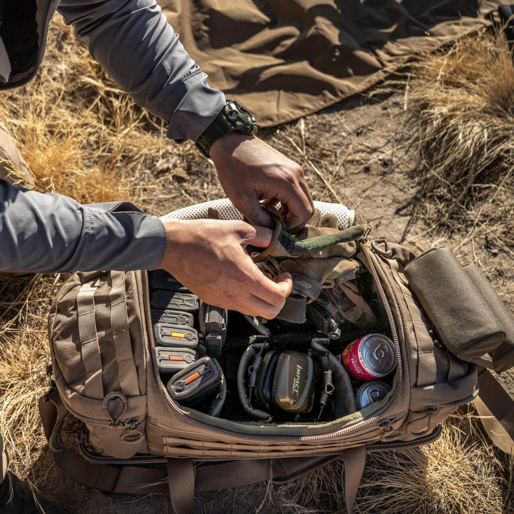 Eberlestock - Bang-Bang Range Bag 34L // Dry Earth-Outdoor-Tagesrucksäcke-Eberlestock-GearFreak.de-3