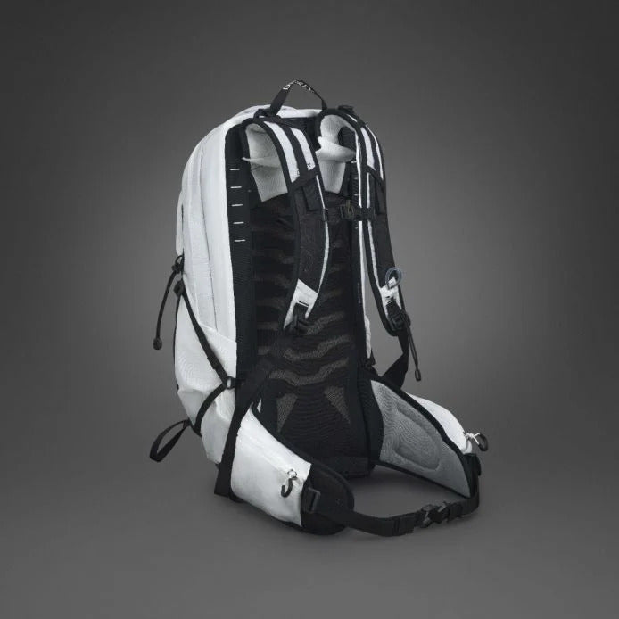 Osprey - Talon 22L Herre Rygsæk // Frostiges Mintgrün-Outdoor-Tagesrucksäcke-Osprey-GearFreak.de-9