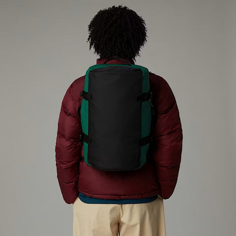 The North Face - Base Camp Duffel Bag XS 31L // EverGreen/Schwarz-Duffel Bags-The North Face-GearFreak.de-2
