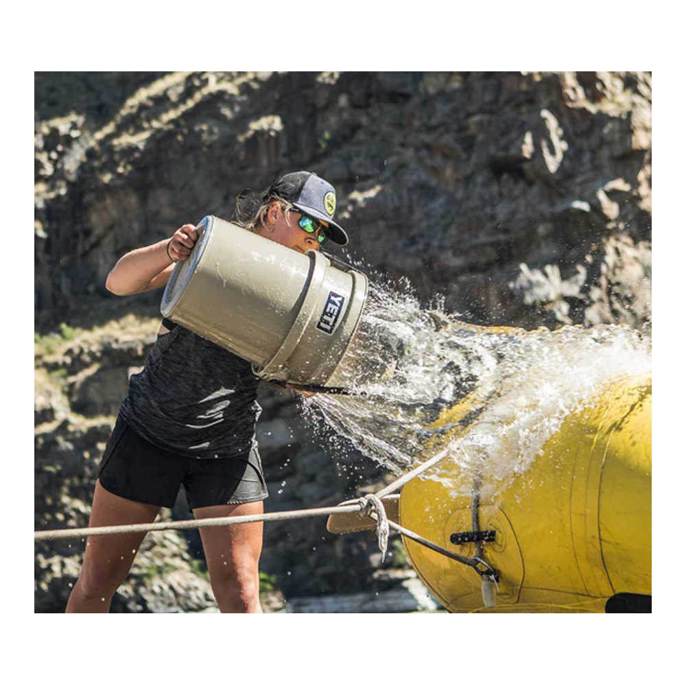 YETI - Loadout-Eimer 19 l // Kohle-Schutzboxen-YETI-GearFreak.de-4