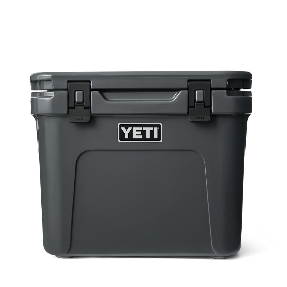 YETI - Roadie 32 Kühlbox mit Rädern // Grau-Kühltaschen & Kühlboxen-YETI-GearFreak.de-4