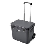 YETI - Roadie 60 Kühlbox auf Rädern // Grau-Kühltaschen & Kühlboxen-YETI-GearFreak.de-1