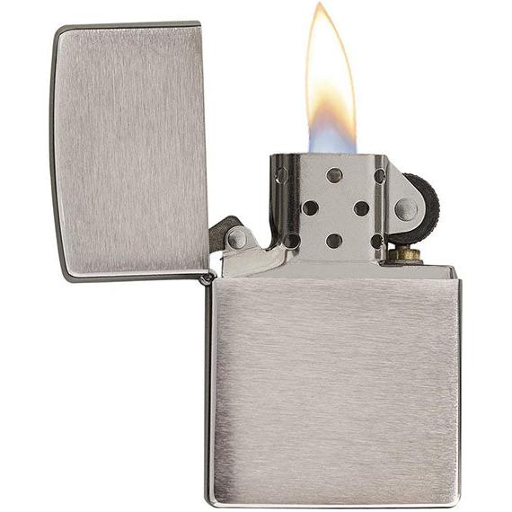 Zippo - Brushed Chrome Feuerzeug-Feuerzeuge-Zippo-GearFreak.de-3
